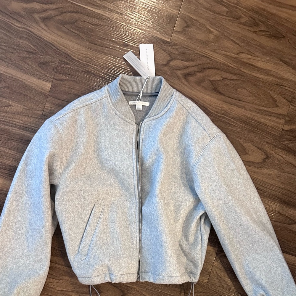 NWT Travis Mathew Gray zip up jacket for women size XS - Picture 2 of 8